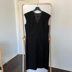 Elie Tahari Black V-Neck Mini Dress Size 2